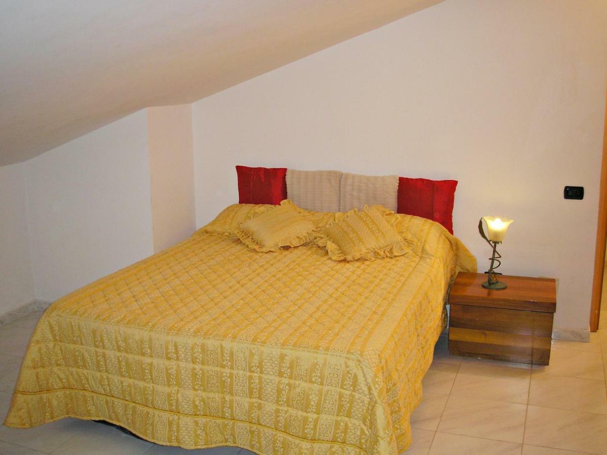 Appartamento Per 4 Persone Acerra Extérieur photo