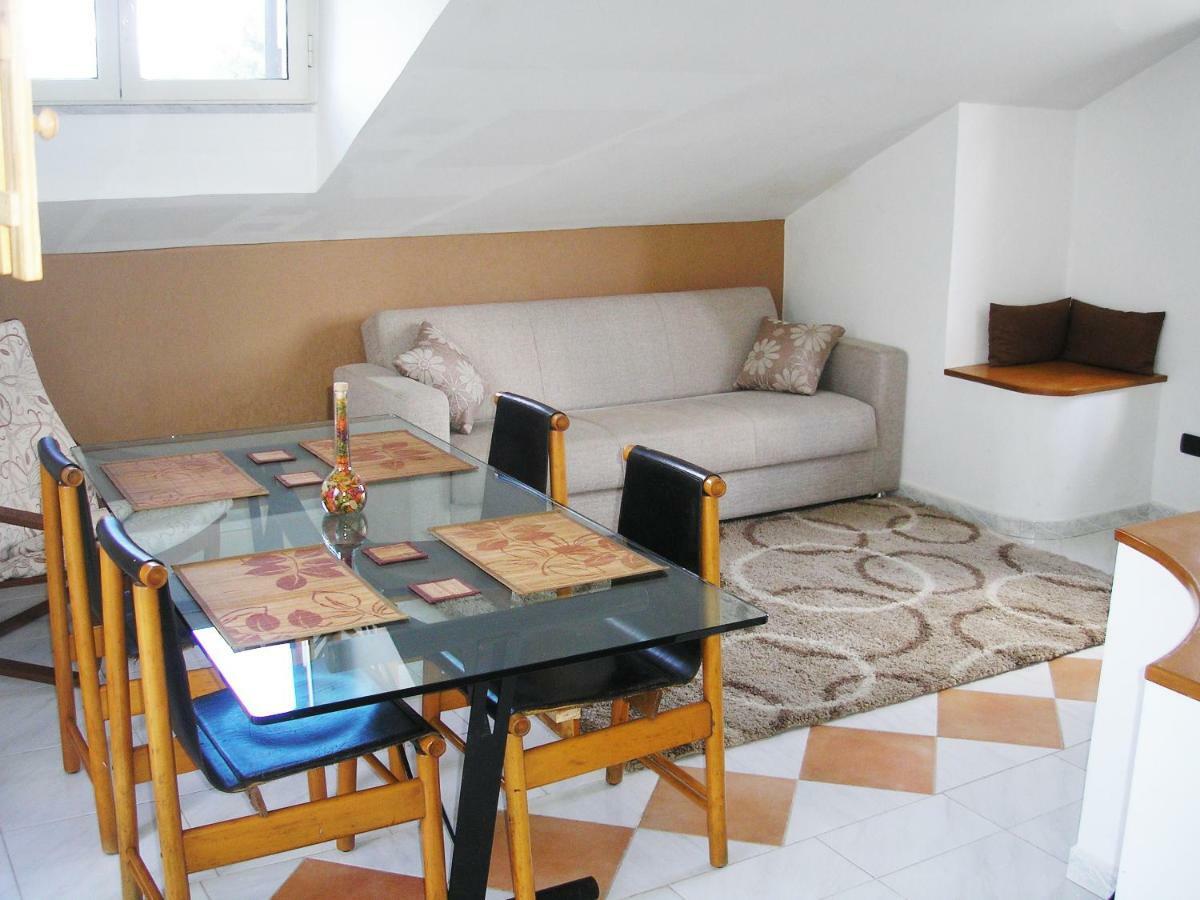 Appartamento Per 4 Persone Acerra Extérieur photo